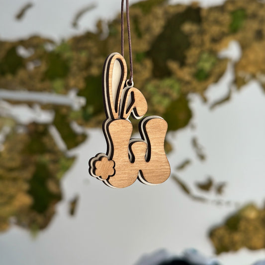 Holzanhänger mit Buchstaben – Hasen-Design für Ostern, Geschenke & Dekoration