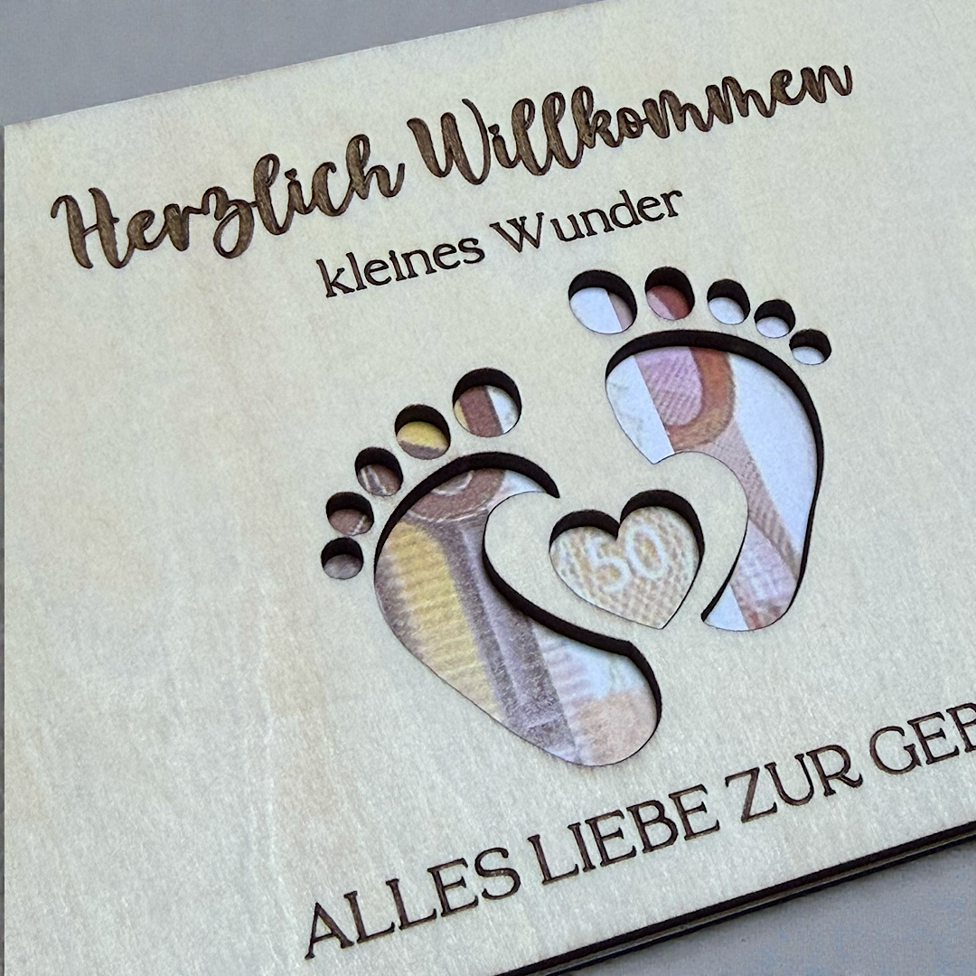 Geldgeschenk zur Geburt aus Holz – Herzlich Willkommen kleines Wunder - Wiens Wood