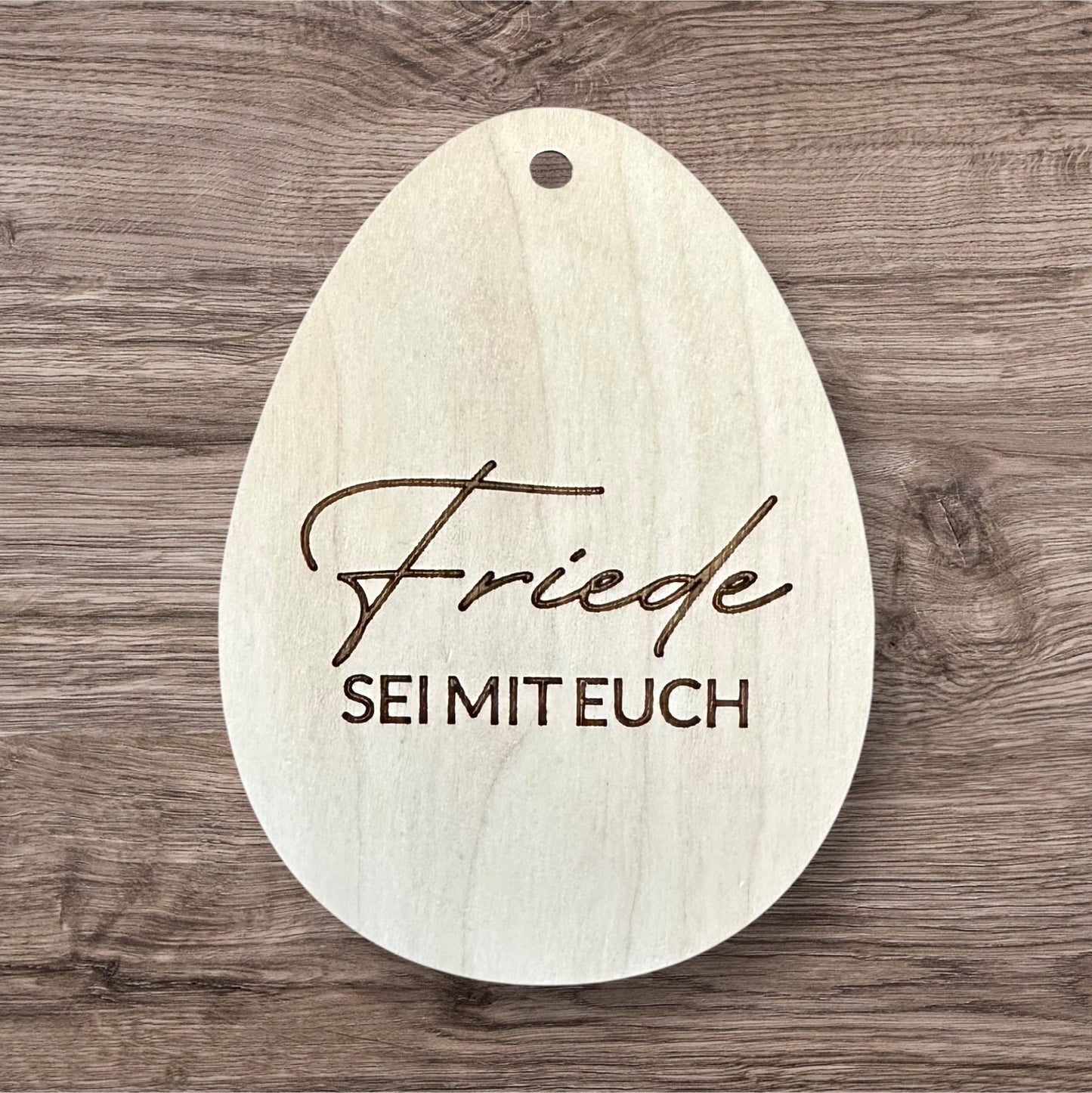 Holz-Ostereier für den Osterstrauch