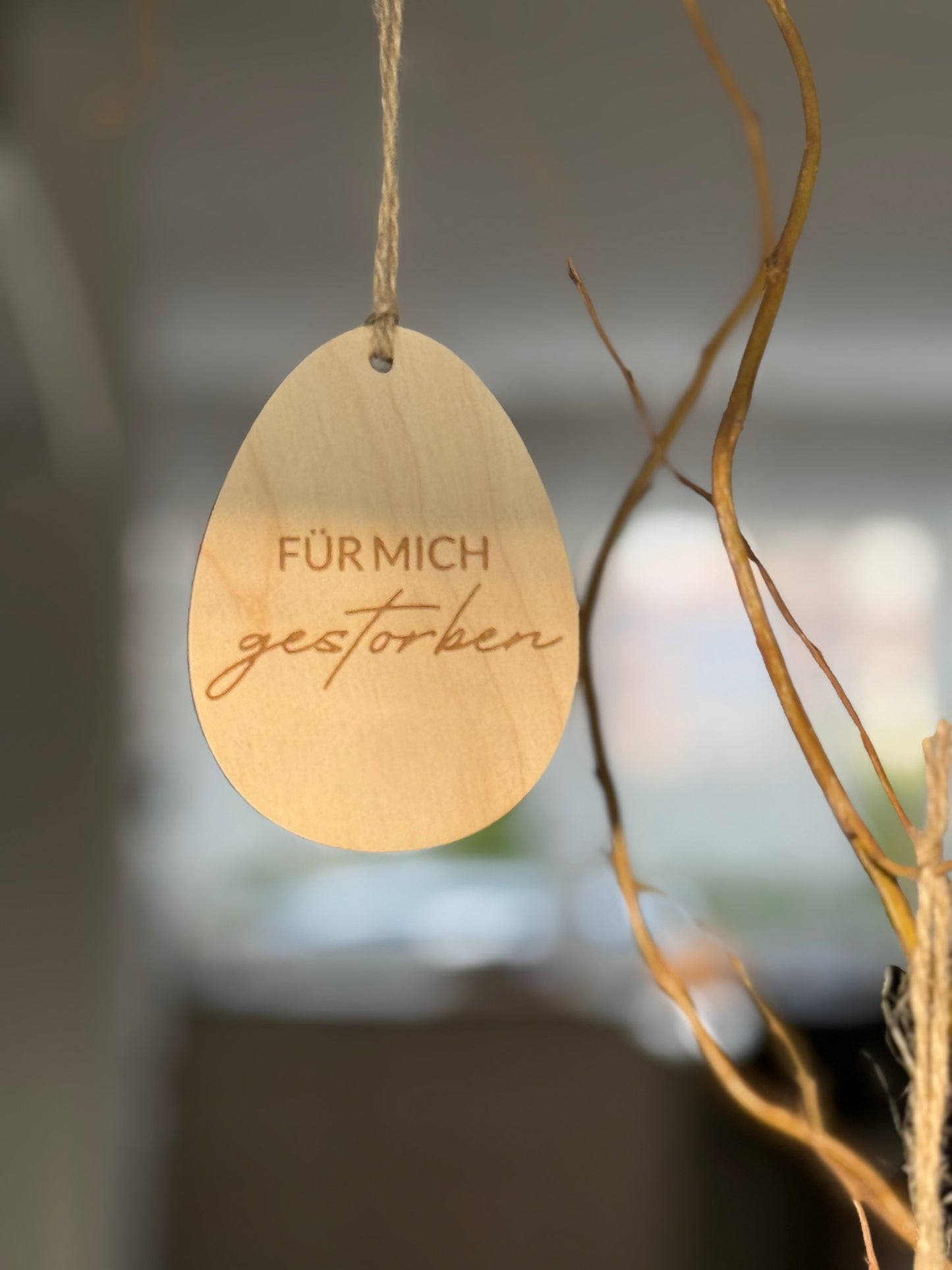 Holz-Ostereier für den Osterstrauch