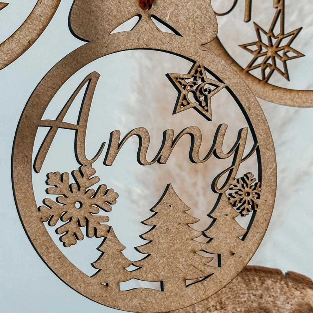 Weihnachtsbaumkugel Personalisiert - Wiens Wood